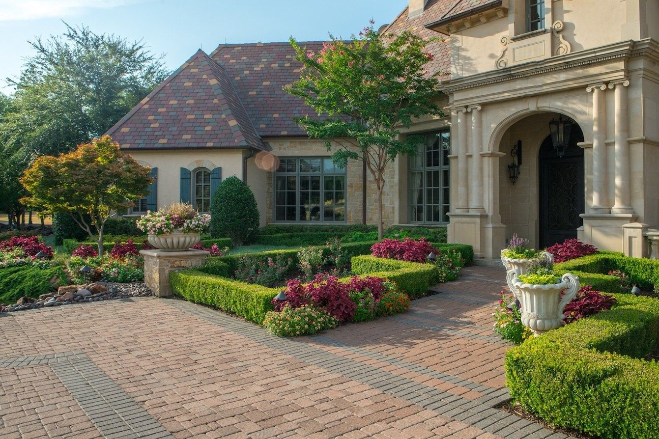 5 of the Best Landscaping Companies for Flower Mound & Highland Village